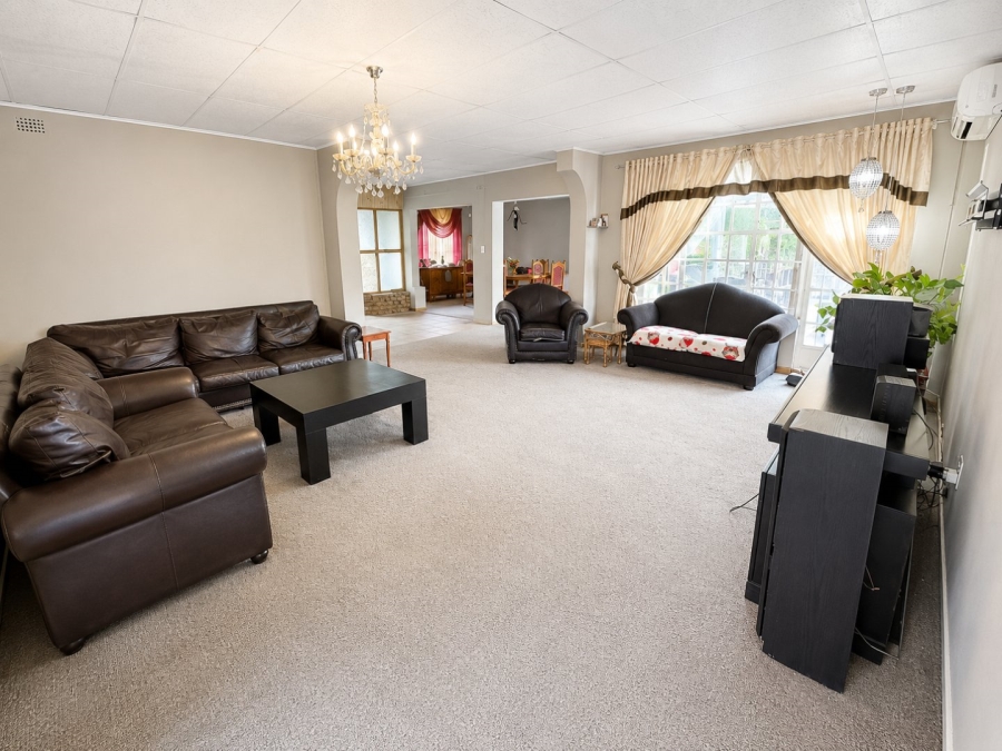 3 Bedroom Property for Sale in Vaalpark Free State